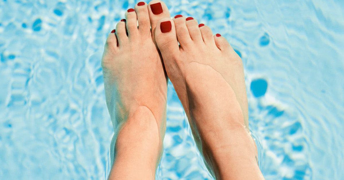 Vous aimez le verni sur les ongles des pieds ? Voici 18 idées à faire